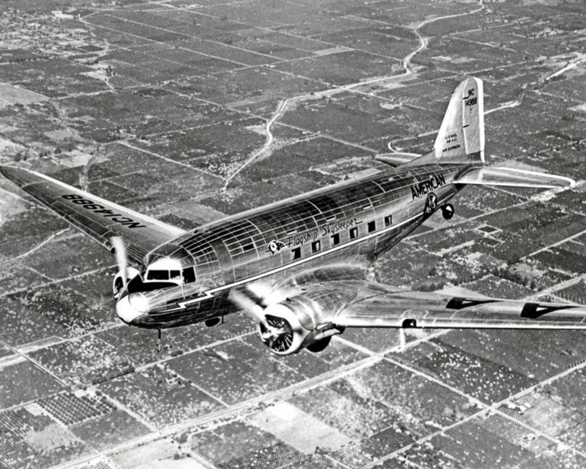 Douglas DC-3