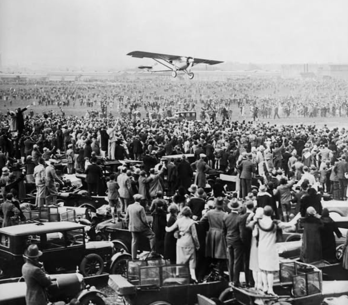 Lindbergh NY–Paris Solo